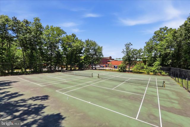 6526 SKYLEMAR TRL, Centreville, VA 20121