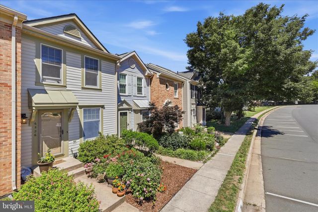 6526 SKYLEMAR TRL, Centreville, VA 20121