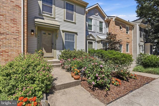 6526 SKYLEMAR TRL, Centreville, VA 20121