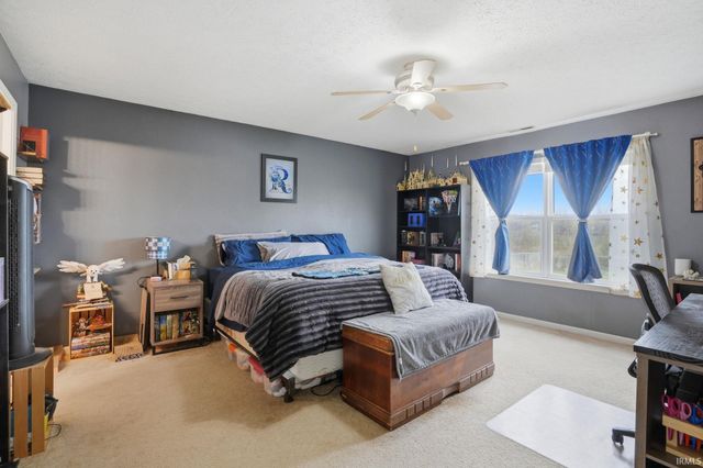 69 S Morris Boulevard, Bargersville, IN 46106