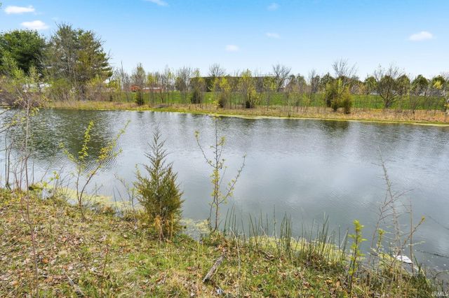 69 S Morris Boulevard, Bargersville, IN 46106