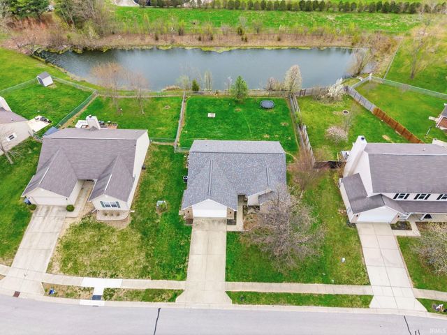 69 S Morris Boulevard, Bargersville, IN 46106