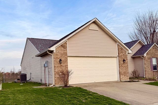 69 S Morris Boulevard, Bargersville, IN 46106