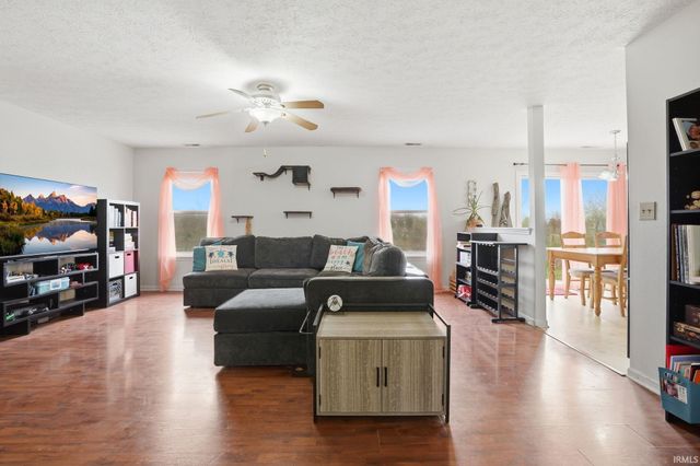 69 S Morris Boulevard, Bargersville, IN 46106