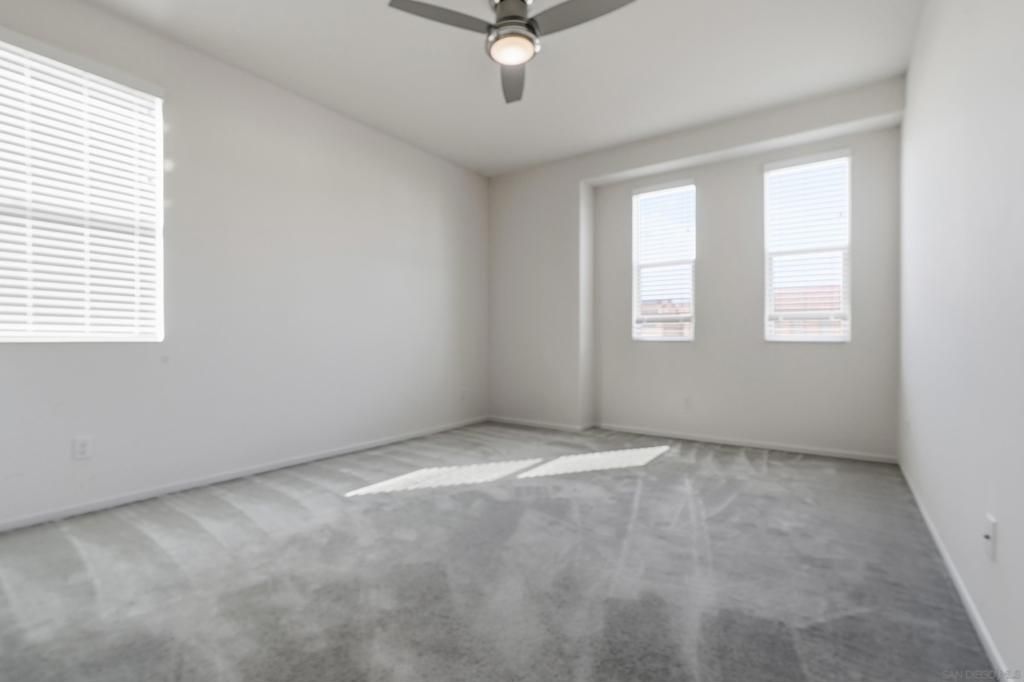Image 13 of property listing at 2098 Paseo Cultura, Chula Vista, CA 91913