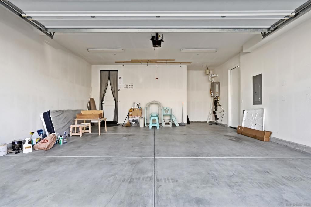 Image 21 of property listing at 2098 Paseo Cultura, Chula Vista, CA 91913