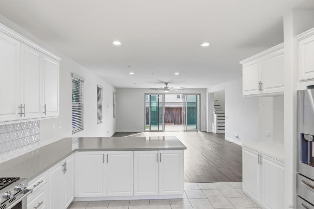 Image 3 of property listing at 2098 Paseo Cultura, Chula Vista, CA 91913