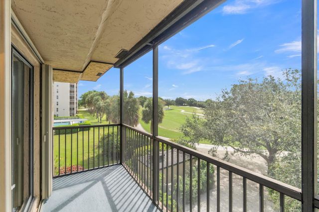 200 Jacaranda Country Club Dr 3c, Plantation, FL 33324