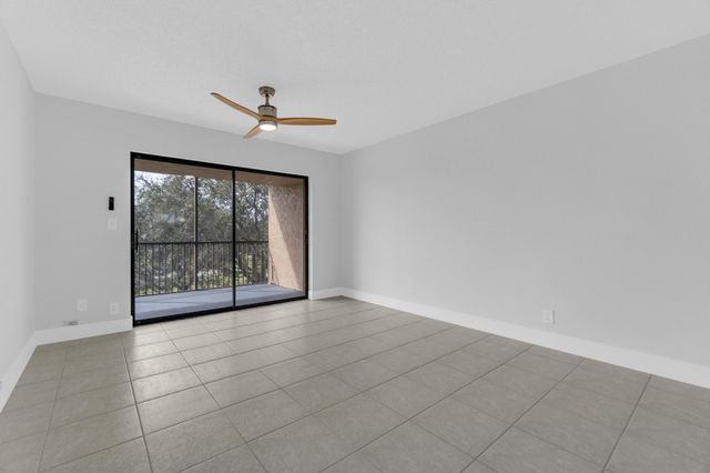 200 Jacaranda Country Club Dr 3c, Plantation, FL 33324