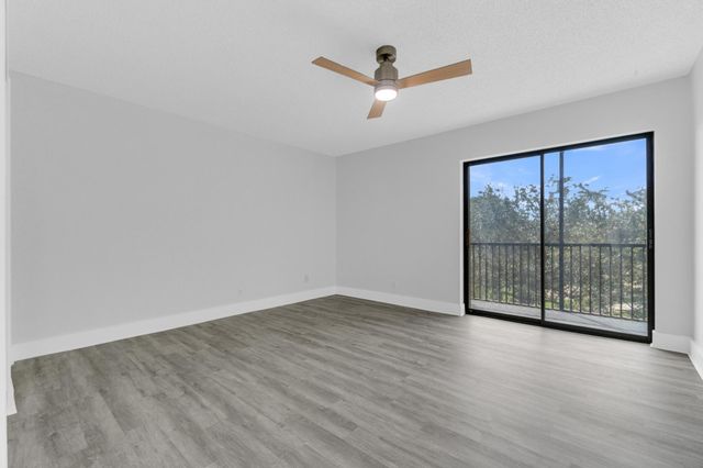 200 Jacaranda Country Club Dr 3c, Plantation, FL 33324