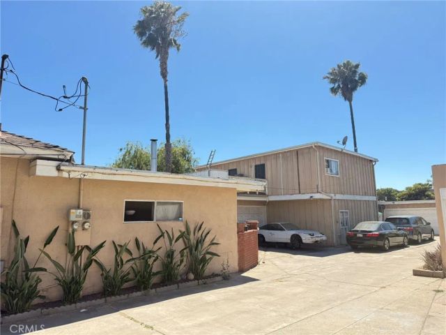 208 N Wright Street, Santa Ana, CA 92701