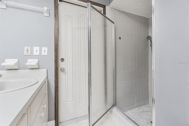 9217 KINGSRIDGE DRIVE, Temple Terrace, FL 33637