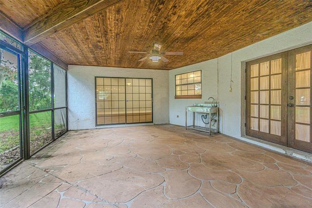 9217 KINGSRIDGE DRIVE, Temple Terrace, FL 33637