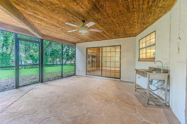 9217 KINGSRIDGE DRIVE, Temple Terrace, FL 33637