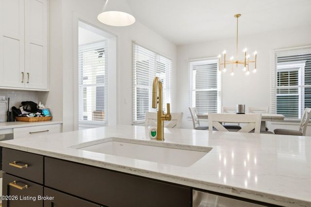 6219 Passionflower Dr, Prospect, KY 40059