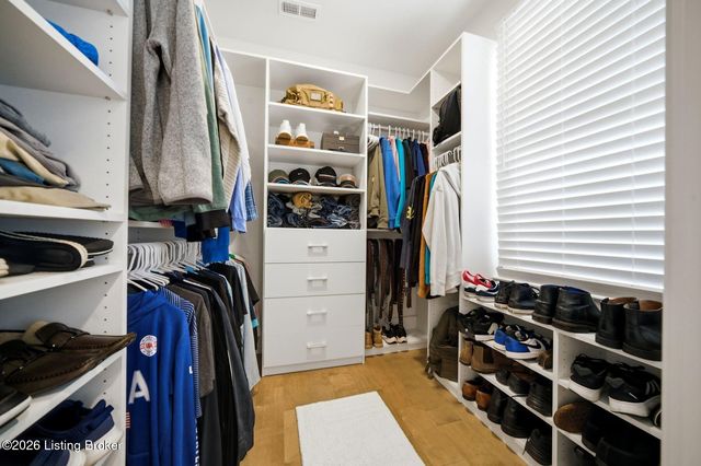 6219 Passionflower Dr, Prospect, KY 40059