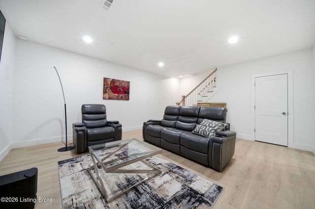 6219 Passionflower Dr, Prospect, KY 40059