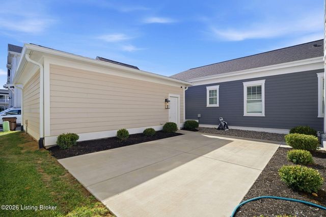 6219 Passionflower Dr, Prospect, KY 40059