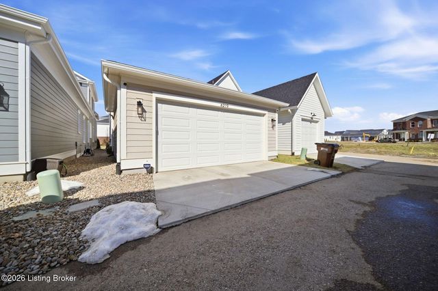 6219 Passionflower Dr, Prospect, KY 40059