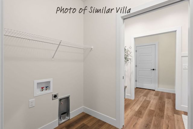 614 15TH Street N, Le Claire, IA 52753