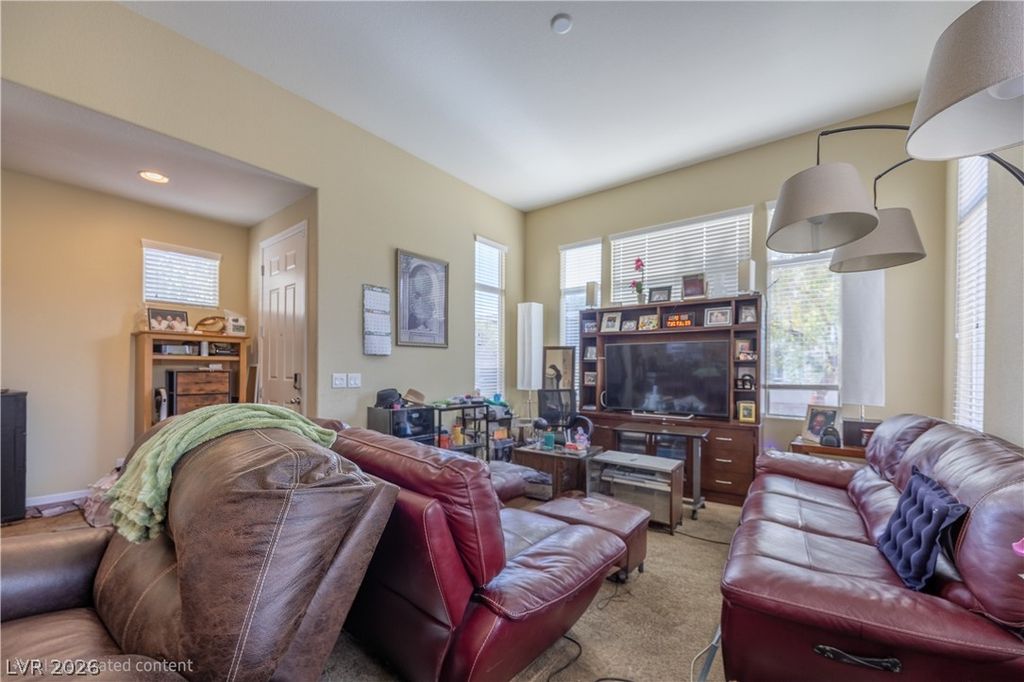 223 Heathrow Lake Avenue, North Las Vegas, NV 89084 — photo 3