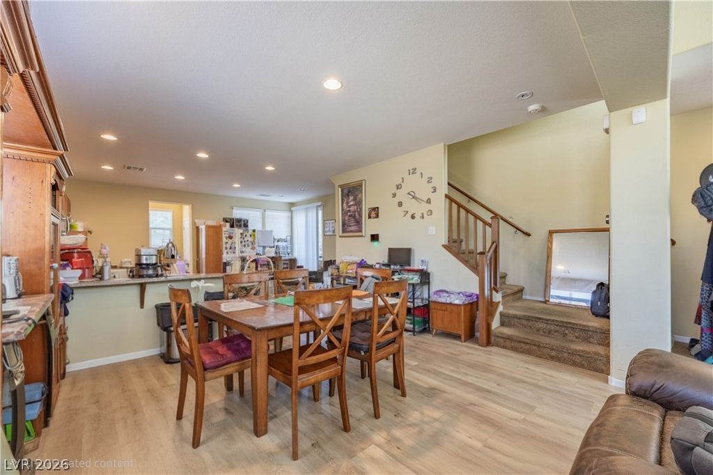 223 Heathrow Lake Avenue, North Las Vegas, NV 89084 — photo 4
