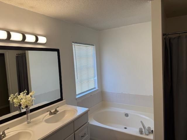 6238 Phillips Lake Cove, Lithonia, GA 30058