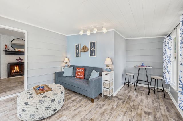 230 Cedar Point Ave., Murrells Inlet, SC 29576
