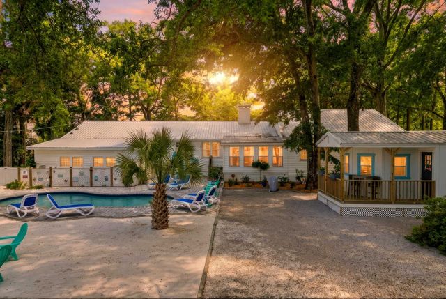230 Cedar Point Ave., Murrells Inlet, SC 29576