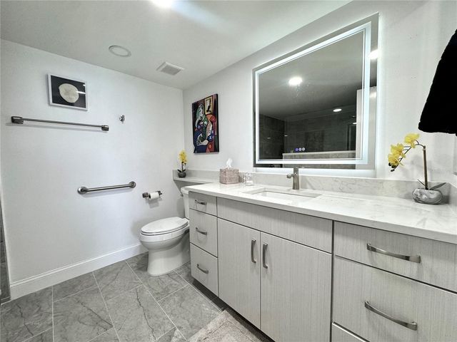 5700 ESCONDIDA BOULEVARD S 403, St Petersburg, FL 33715