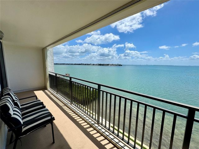 5700 ESCONDIDA BOULEVARD S 403, St Petersburg, FL 33715