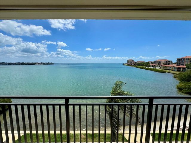 5700 ESCONDIDA BOULEVARD S 403, St Petersburg, FL 33715