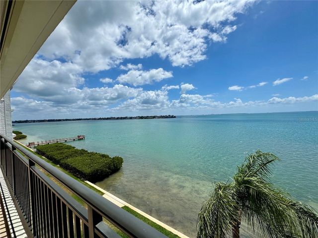 5700 ESCONDIDA BOULEVARD S 403, St Petersburg, FL 33715