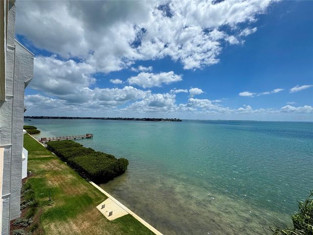 5700 ESCONDIDA BOULEVARD S 403, St Petersburg, FL 33715