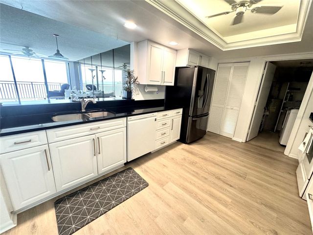 5700 ESCONDIDA BOULEVARD S 403, St Petersburg, FL 33715