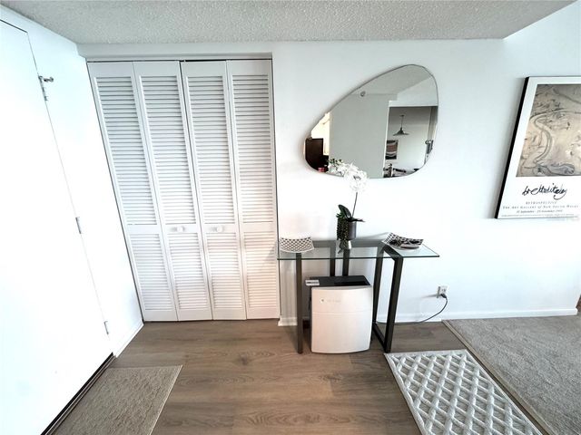 5700 ESCONDIDA BOULEVARD S 403, St Petersburg, FL 33715