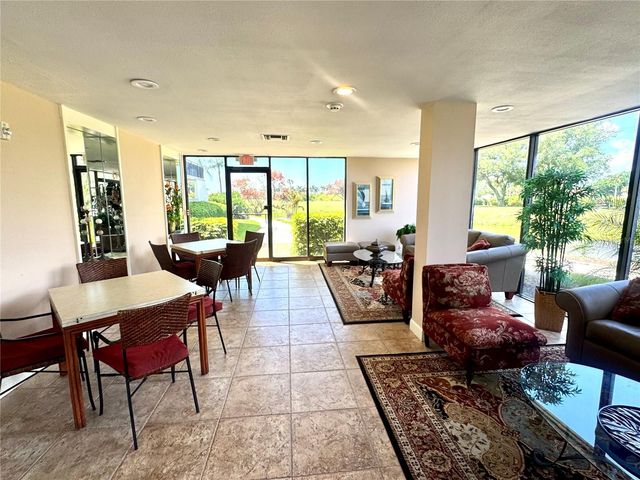 5700 ESCONDIDA BOULEVARD S 403, St Petersburg, FL 33715