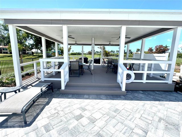 5700 ESCONDIDA BOULEVARD S 403, St Petersburg, FL 33715