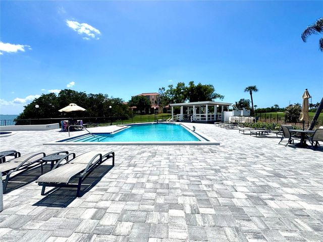 5700 ESCONDIDA BOULEVARD S 403, St Petersburg, FL 33715