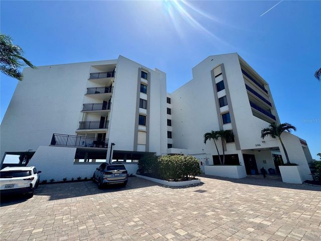 5700 ESCONDIDA BOULEVARD S 403, St Petersburg, FL 33715