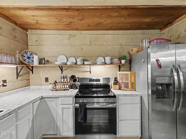4465 Ball Hollow Road, Cosby, TN 37722