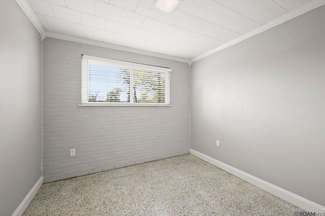 10212 Gurney Rd, Central, LA 70714