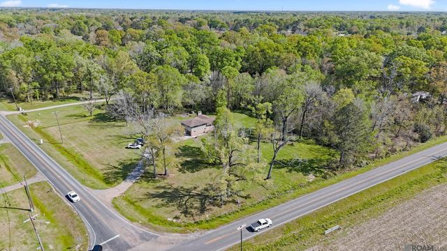 10212 Gurney Rd, Central, LA 70714