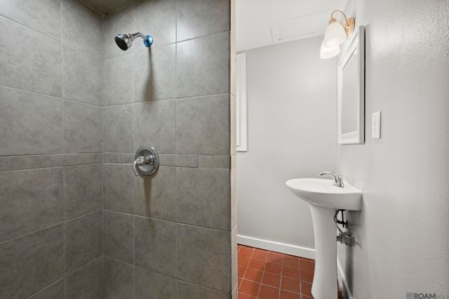 10212 Gurney Rd, Central, LA 70714