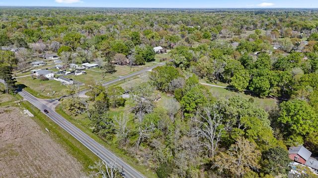 10212 Gurney Rd, Central, LA 70714