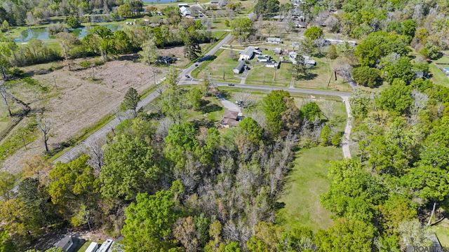 10212 Gurney Rd, Central, LA 70714