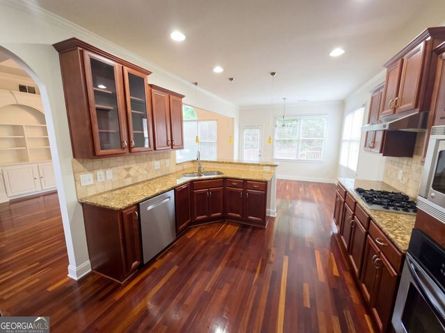 809 Arbor Way, Loganville, GA 30052