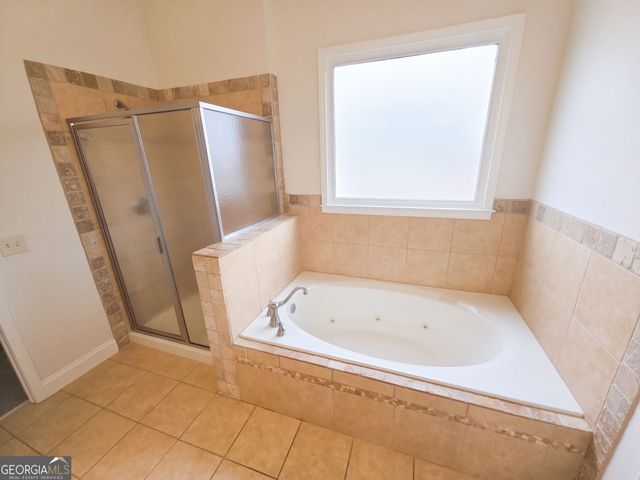 809 Arbor Way, Loganville, GA 30052