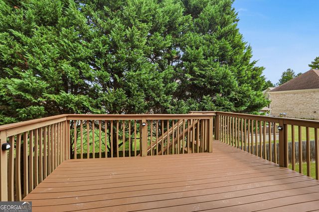 809 Arbor Way, Loganville, GA 30052