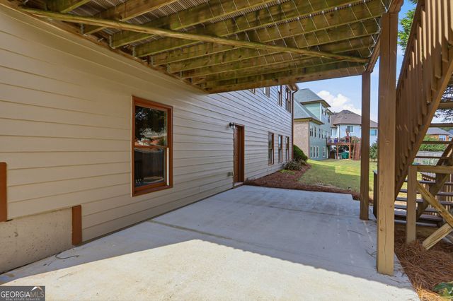 809 Arbor Way, Loganville, GA 30052